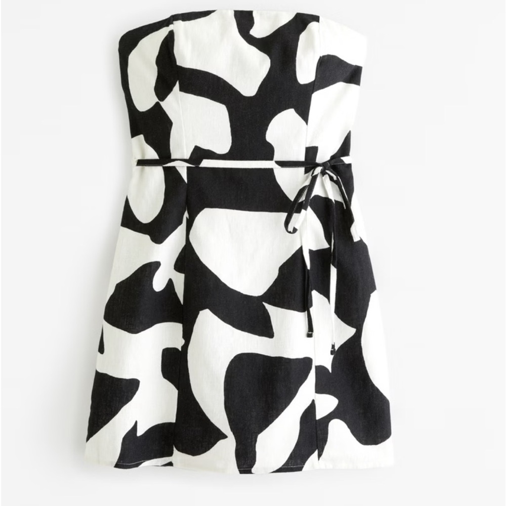 Abercrombie and finch strapless black-and-white pattern size xs
